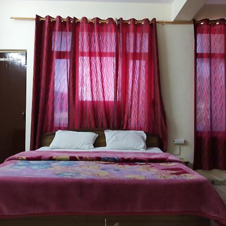 فندق Raj Laxmi Bhawan Rishīkesh المظهر الخارجي الصورة