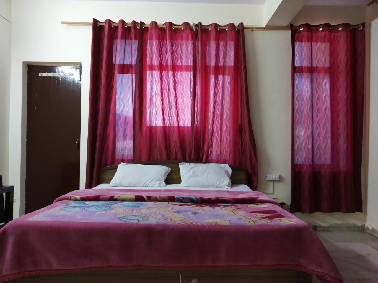 فندق Raj Laxmi Bhawan Rishīkesh المظهر الخارجي الصورة